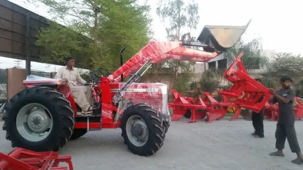 Hydraulic Front End Loader – Millat Hydraulic Front-End Loader - Image 4