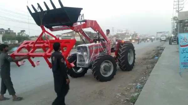 Hydraulic Front End Loader – Millat Hydraulic Front-End Loader - Image 3